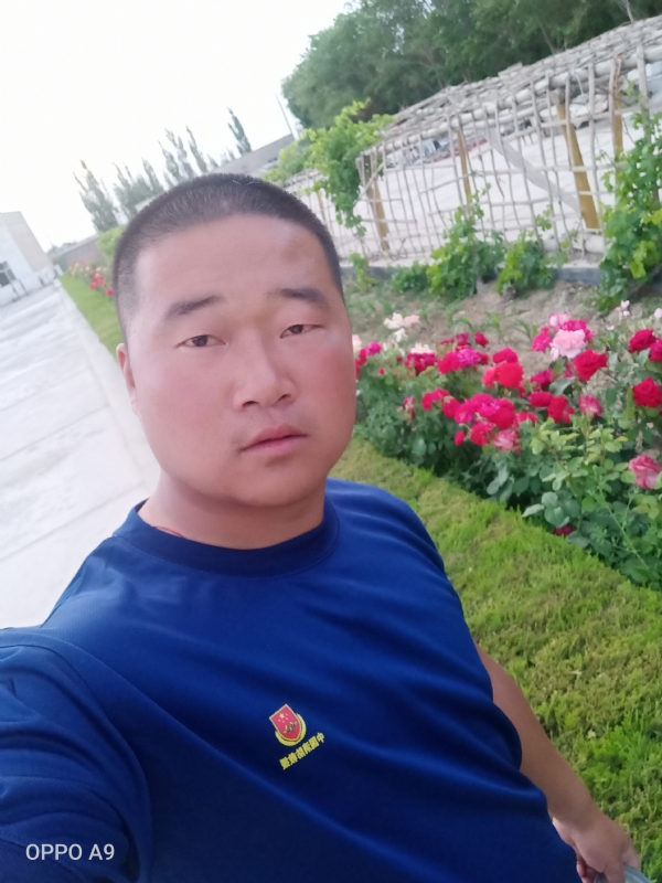 奋斗中的青春最美丽的第一张照片--玉林相亲服务中心