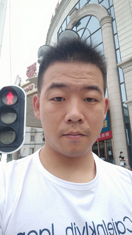 夜空的第一张照片--玉林相亲服务中心