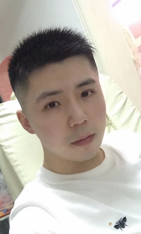 阿信的第一张照片--玉林相亲服务中心