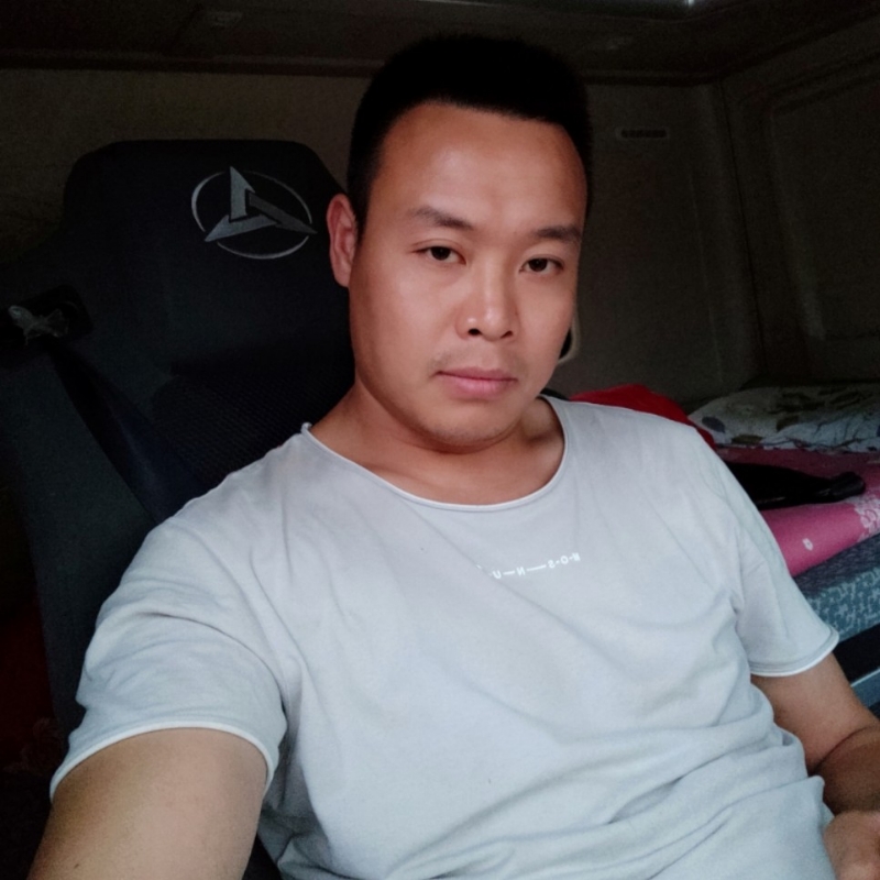 默默的第一张照片--玉林相亲服务中心