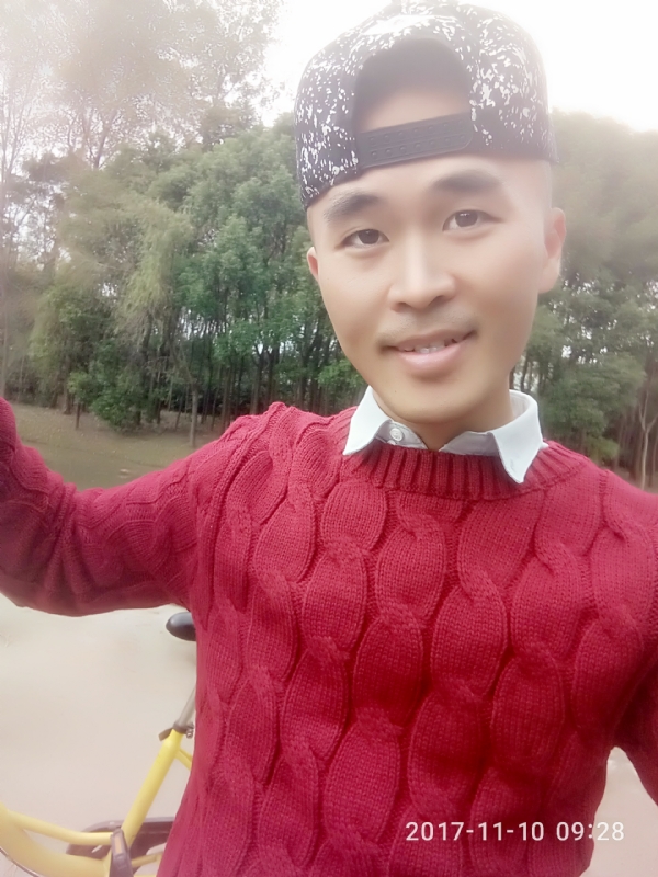 丹尼的第一张照片--玉林相亲服务中心