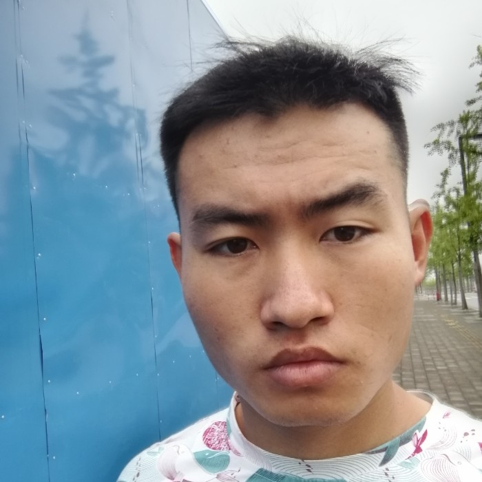 爱一个哦的第一张照片--玉林相亲服务中心