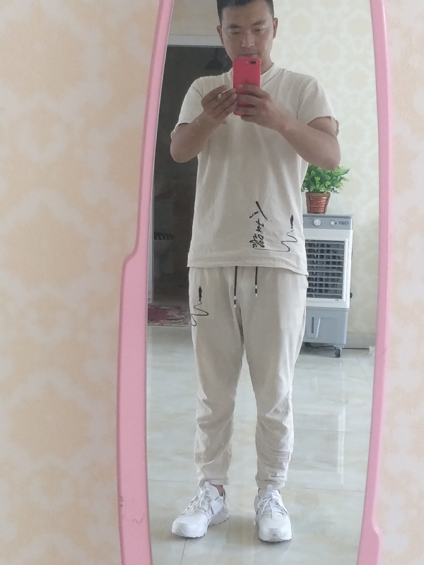 一天一根烟的第一张照片--玉林相亲服务中心