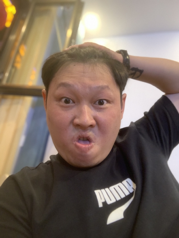 飞飞的第一张照片--玉林相亲服务中心