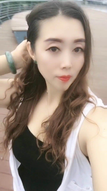 雨蝶的第三张照片--玉林相亲服务中心