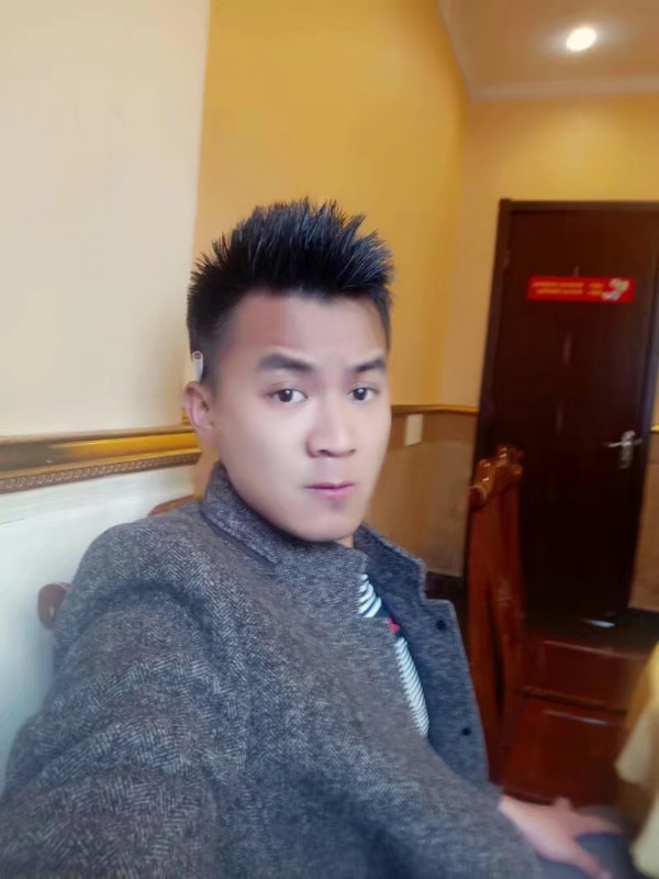 只为等你的第三张照片--玉林相亲服务中心