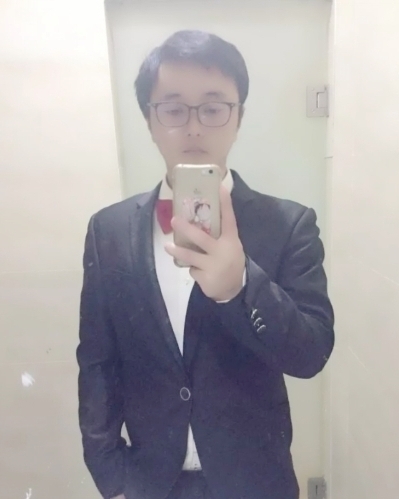 疯狂的肚子的第一张照片--玉林相亲服务中心