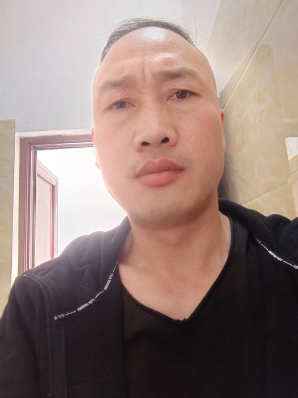 猴哥的第一张照片--玉林相亲服务中心