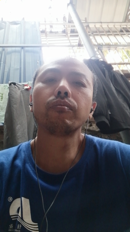 平的第一张照片--玉林相亲服务中心