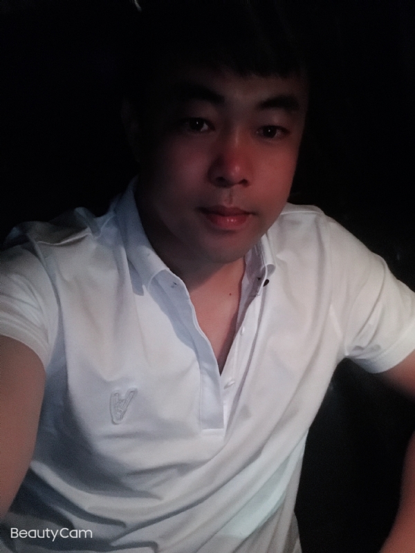 张苹果的第一张照片--玉林相亲服务中心