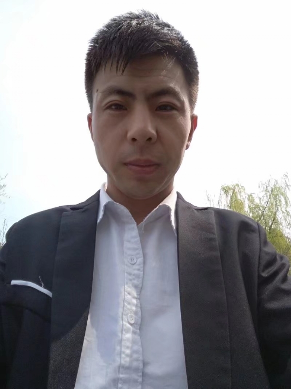 许以飞翔的第一张照片--玉林相亲服务中心