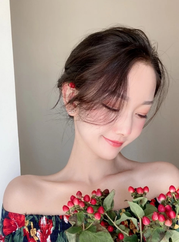 小诗vanessa的第二张照片--玉林相亲服务中心
