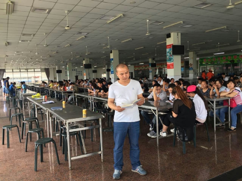 人在旅途的第二张照片--玉林相亲服务中心