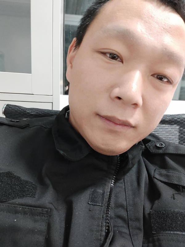 真实找人结婚的第二张照片--玉林相亲服务中心