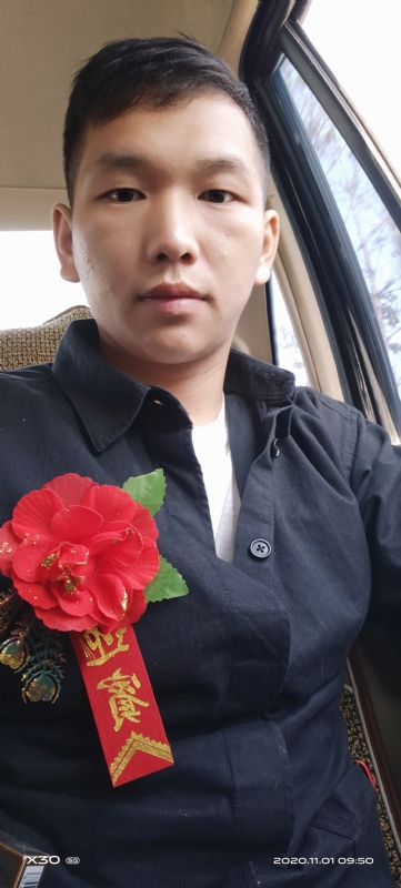 可爱的小猪的第一张照片--玉林相亲服务中心