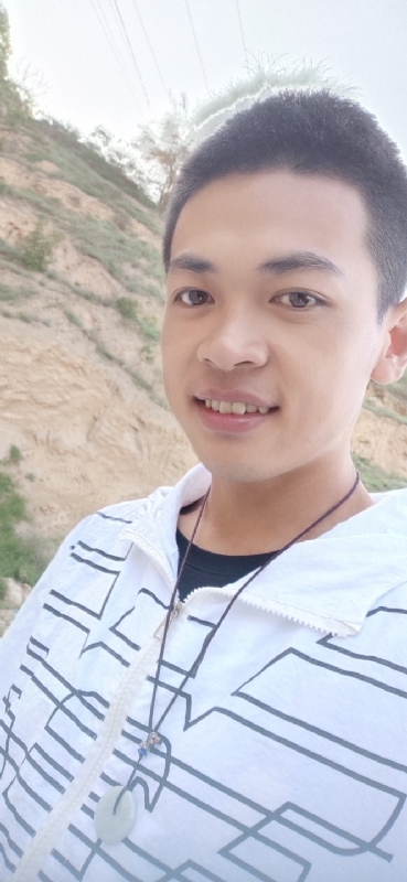 小辉的第一张照片--玉林相亲服务中心