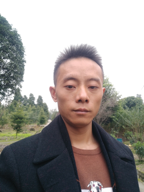 携手白头的第一张照片--玉林相亲服务中心
