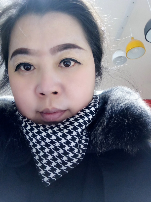 余猪猪的第一张照片--玉林相亲服务中心