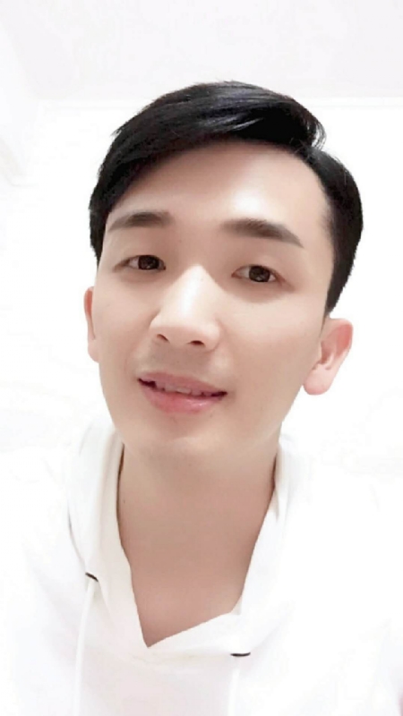 小锕方的第一张照片--玉林相亲服务中心