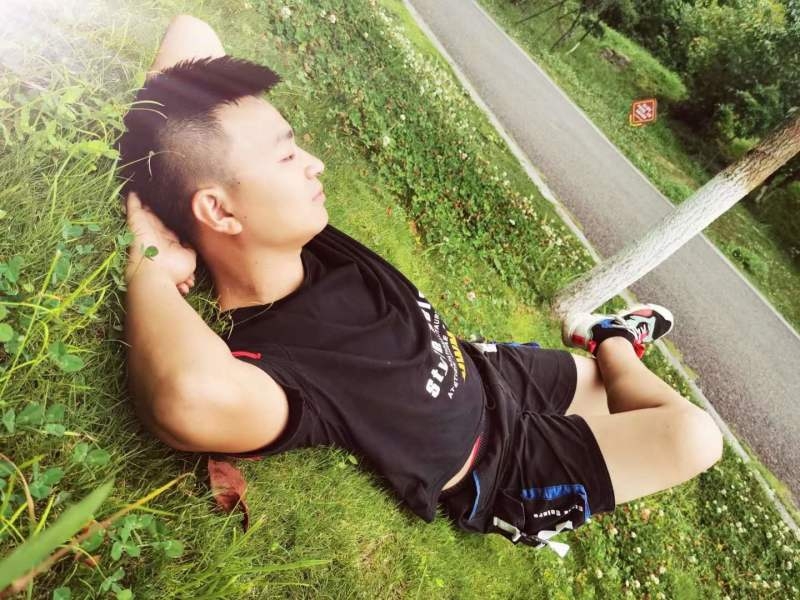 危笑的第一张照片--玉林相亲服务中心