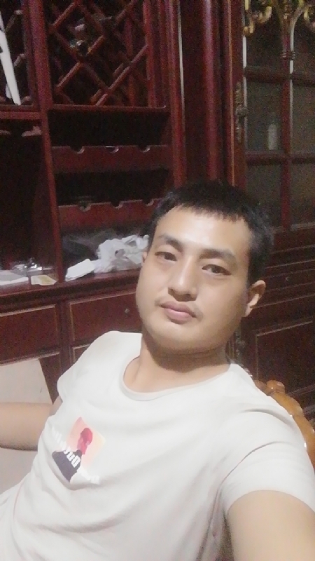 明天遇见你的第一张照片--玉林相亲服务中心