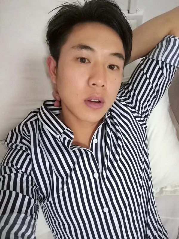 小雷的第二张照片--玉林相亲服务中心