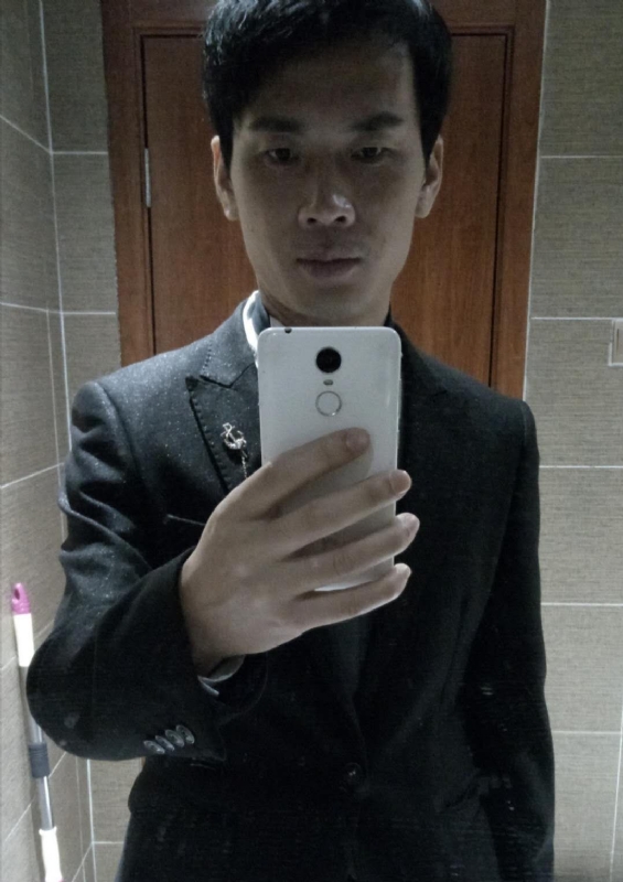 程先生的第一张照片--玉林相亲服务中心