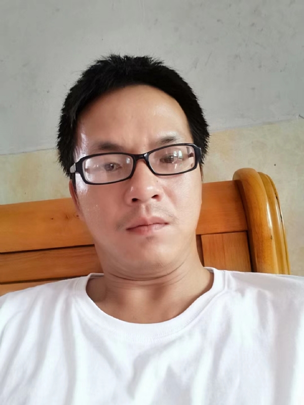 阿敏记的第一张照片--玉林相亲服务中心