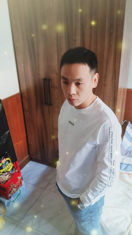没有蜡笔的小航的第三张照片--玉林相亲服务中心