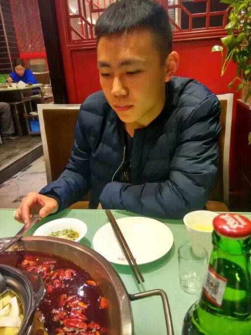 圈圈的第一张照片--玉林相亲服务中心