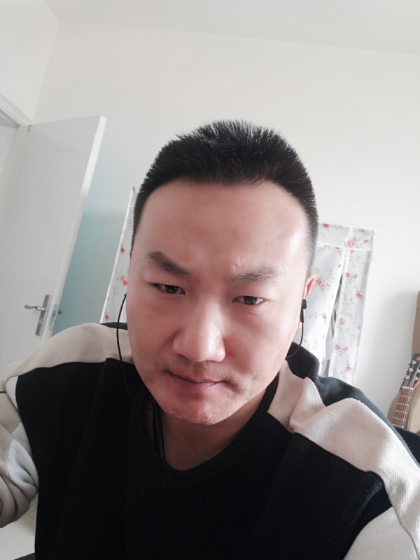 曹先森的第一张照片--玉林相亲服务中心