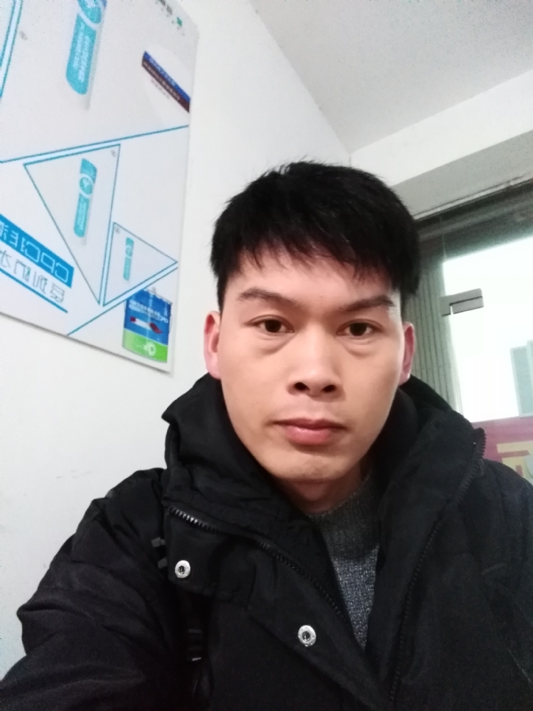 微笑的第一张照片--玉林相亲服务中心