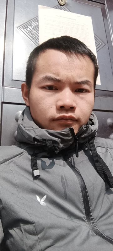 不离不弃的第一张照片--玉林相亲服务中心