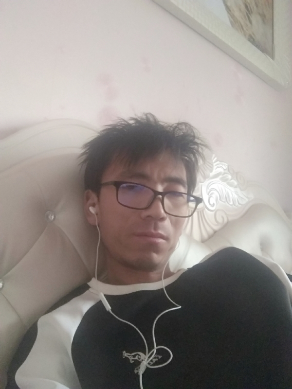 可惜我是水瓶座的第三张照片--玉林相亲服务中心