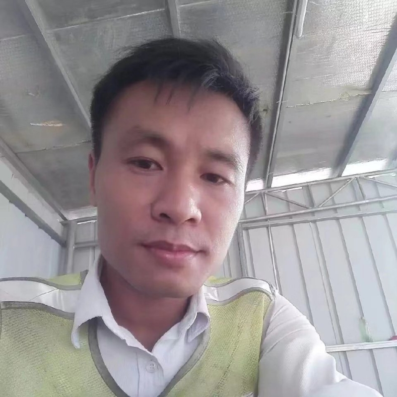 小马哥的第一张照片--玉林相亲服务中心