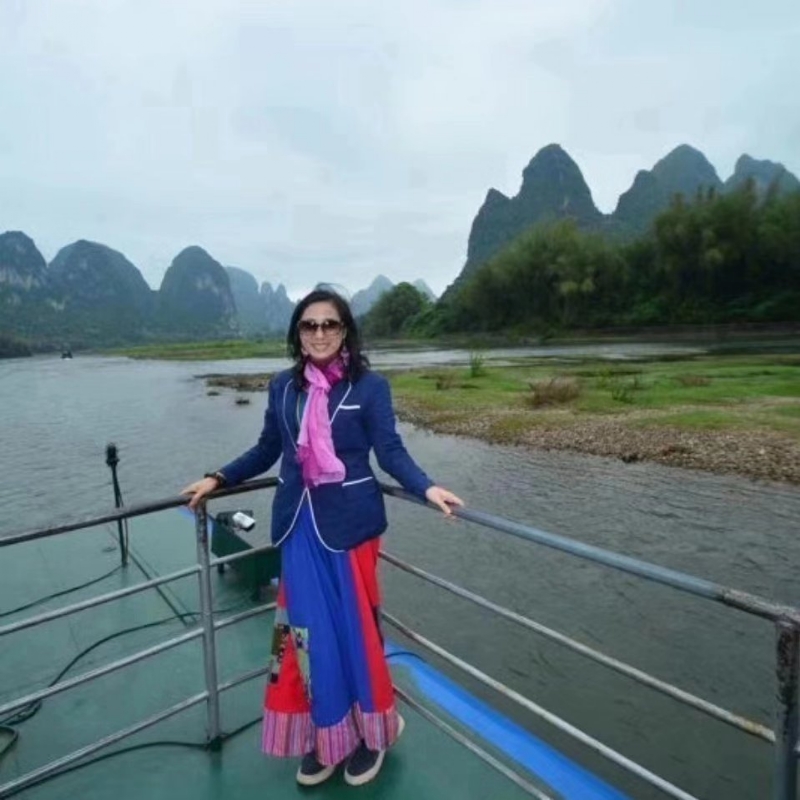 julia的第一张照片--玉林相亲服务中心