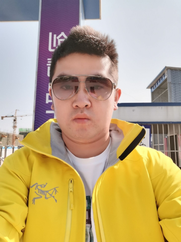 子敬的第一张照片--玉林相亲服务中心
