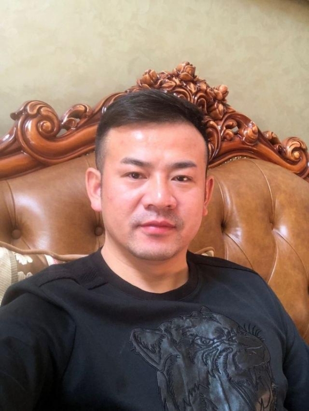 许你一笔墨的第一张照片--玉林相亲服务中心