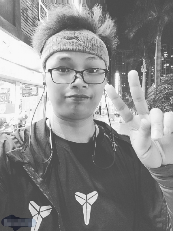 阿蒙的第一张照片--玉林相亲服务中心