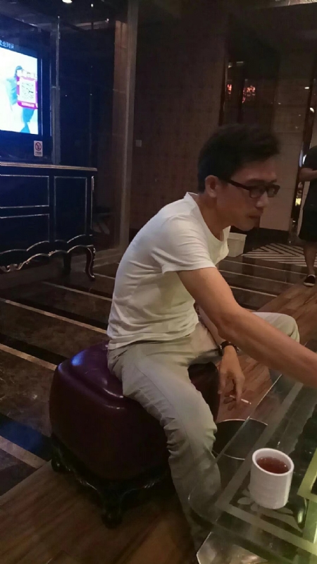 期待缘分的第一张照片--玉林相亲服务中心
