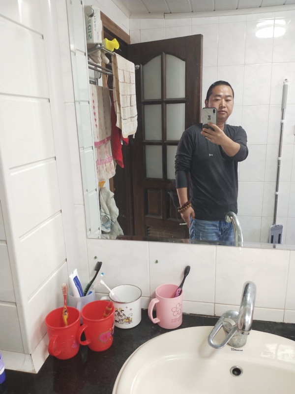 半世人间的第二张照片--玉林相亲服务中心