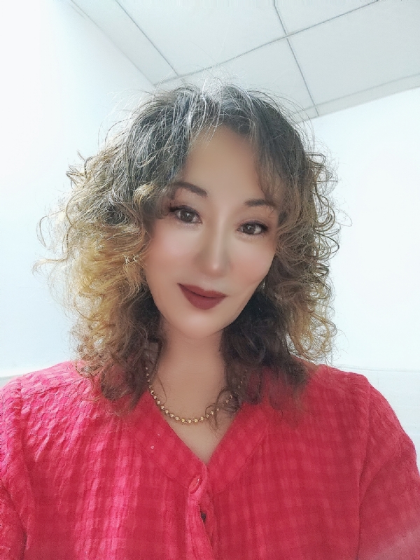 燕子的第一张照片--玉林相亲服务中心