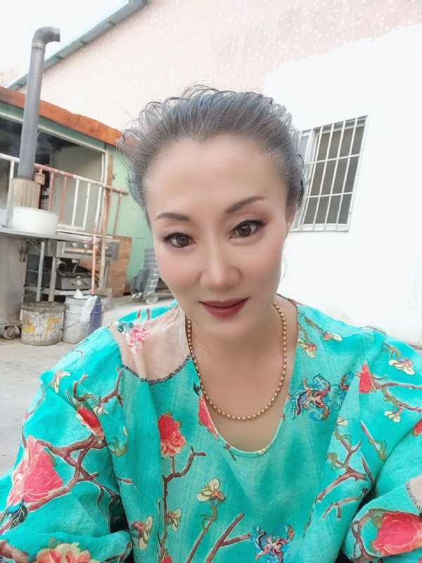燕子的第三张照片--玉林相亲服务中心