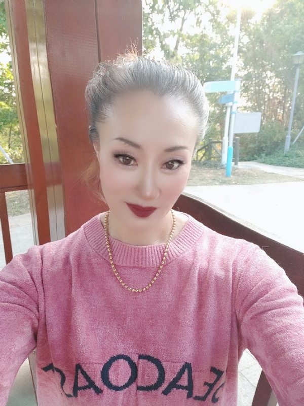 燕子的第五张照片--玉林相亲服务中心