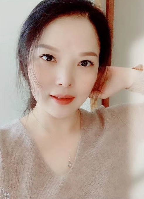 百荷的第一张照片--玉林相亲服务中心