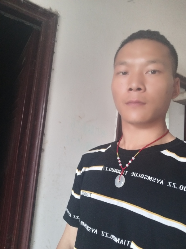 爱，请深爱的第一张照片--玉林相亲服务中心