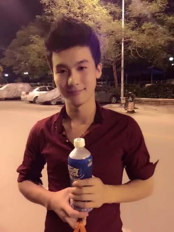 皮特王的第三张照片--玉林相亲服务中心