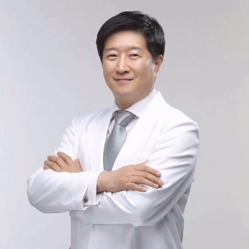 王伟的第四张照片--玉林相亲服务中心
