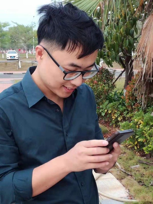 鼠王子的第一张照片--玉林相亲服务中心