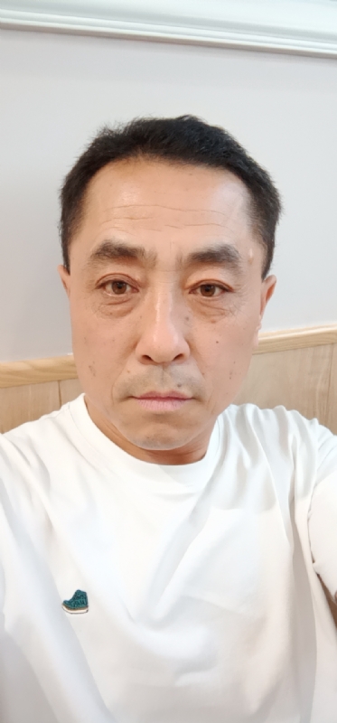 大漠孤烟的第一张照片--玉林相亲服务中心